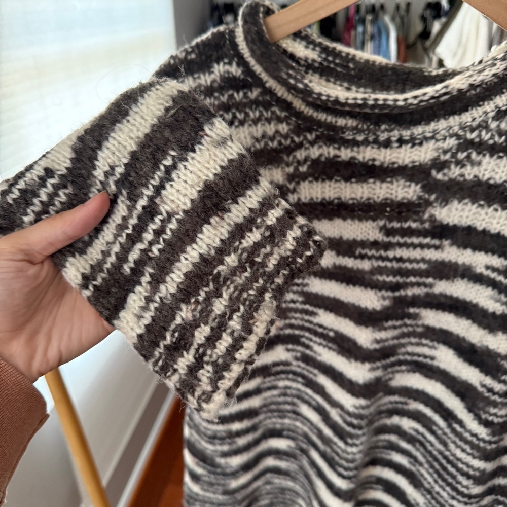 Urban Outfitters Ecoté Roll-Neck Wool Blend Boyfriend Sweater - Picture 4 of 8